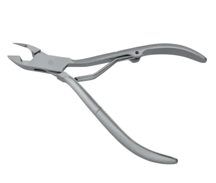 Stainless steel nipper tool with a double-leaf spring mechanism
