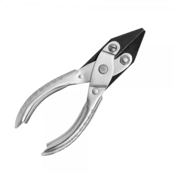 Parallel flat nose pliers 125mm for jewelry making by Desire Surgical Instrument
